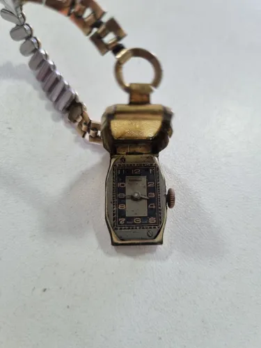 Antigo Relogio de pulso feminino