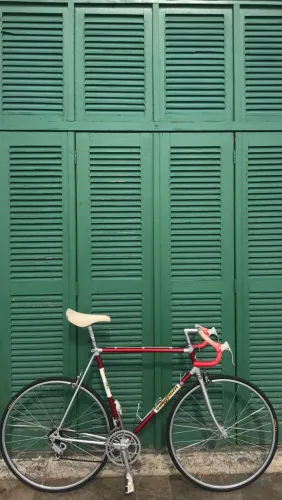 Bicicleta clássica de estrada