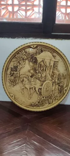 Tampo de Mesa Chinês em Marfinita Esculpida à Mão - Anos 1950