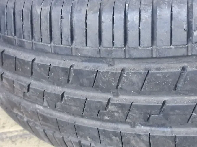 Pneus 04 aro 235/55/19 pouco uso semi novos estados de zeros originais