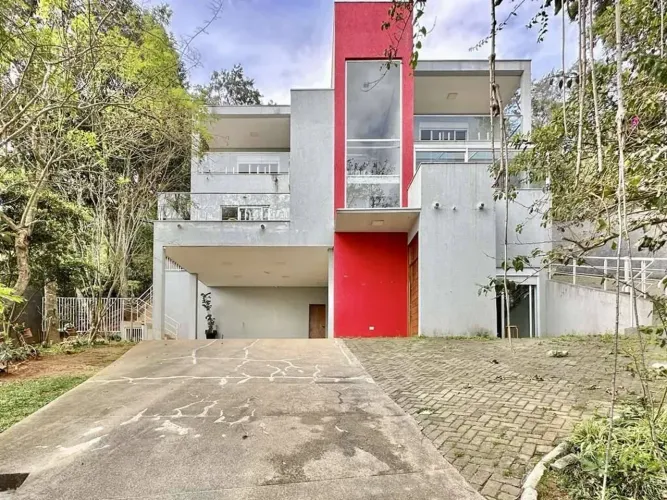 Casa Cond. Vila Real do Moinho Velho na Granja Viana