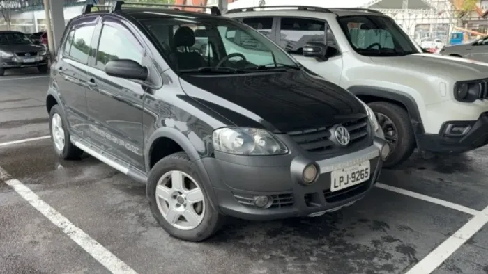 Volkswagen Crossfox 1.6 MI Total Flex 8V 5P 2010