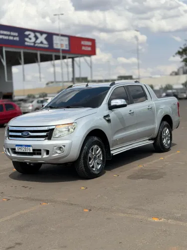 Ford Ranger Limited 3.2 20V 4X4 CD Aut. Dies. 2013