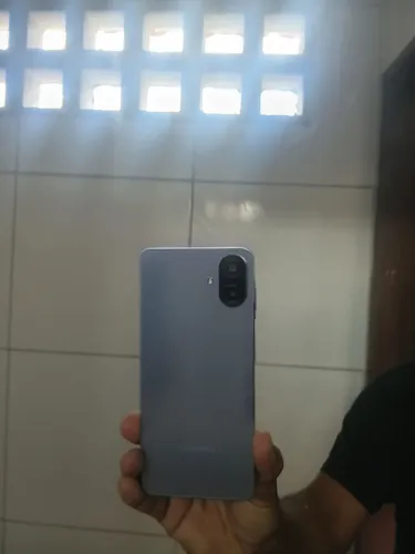Celular muito novo