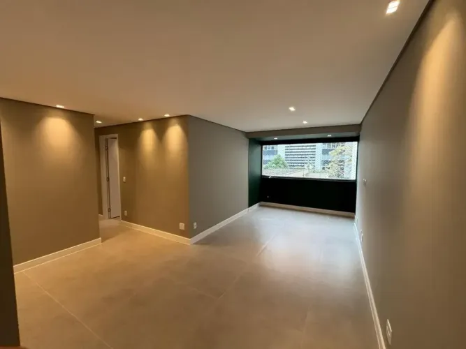 Apartamento Reformado | Próx. Ibirapuera, Faria Lima | Chuveiro a gás