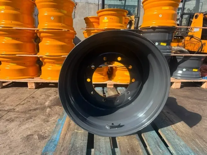 Roda Traseira pneu 19,5 x 24/16L x 24 CASE 580L - M -N p/n 148483A1