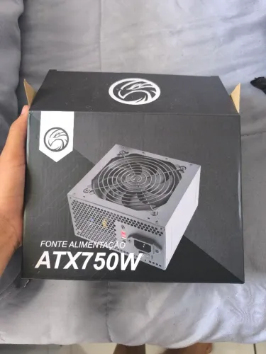Fonte 750W ATX Lacrada