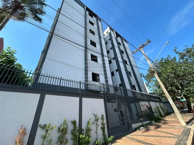 Apartamento para alugar no Botafogo, 1 quarto, com armários. Sem garagem.