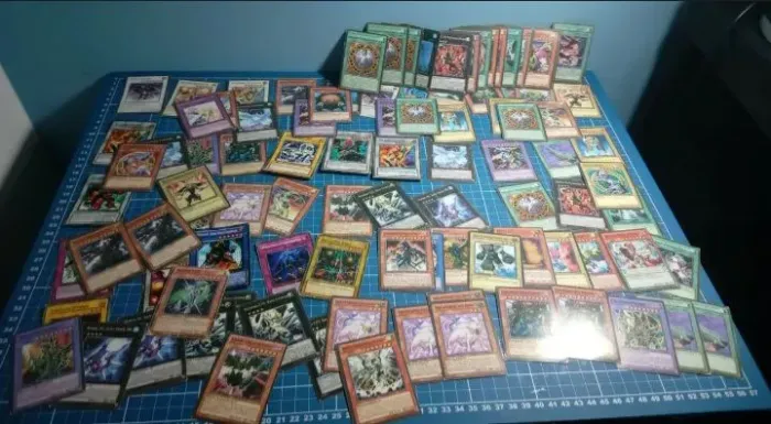 Cartas falsas para bater bafo cerca de 500 cartas
