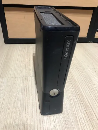 Xbox 360 (no Estado) leia a descrição!