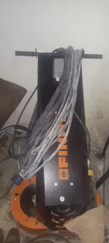 Alugo máquina de polir pisos de granitina