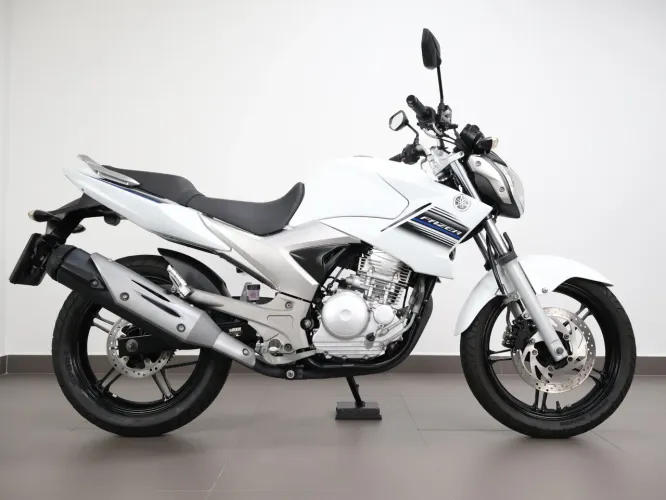 YAMAHA YS 250 FAZER