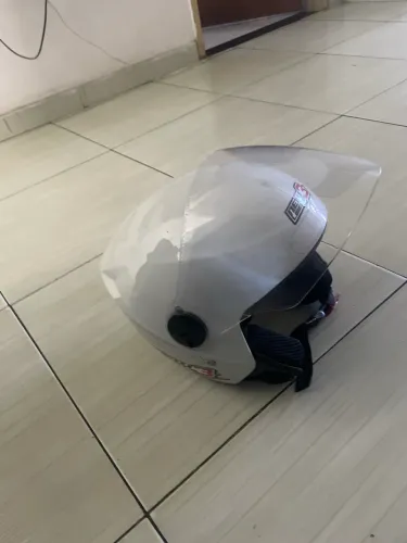Capacete