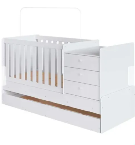 Berço com cama e armário/ trocador