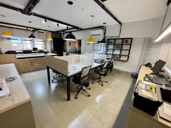 Sala Comercial Mobiliada e Pronta para Uso no Edifício Mirante do Coxim Centro de Cuiabá