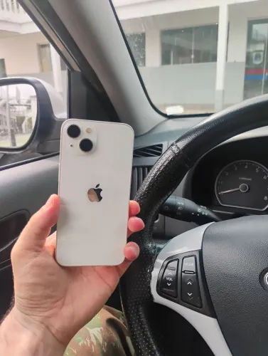 iPhone 13- 128 gb