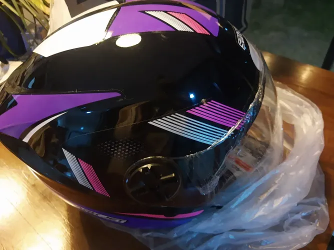 Capacete