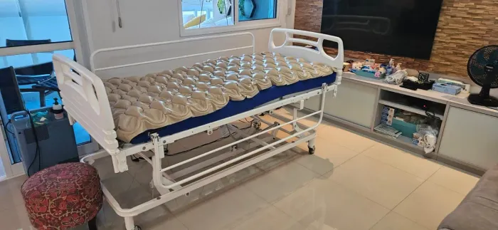 Cama Hospitalar Elétrica marca Pilati