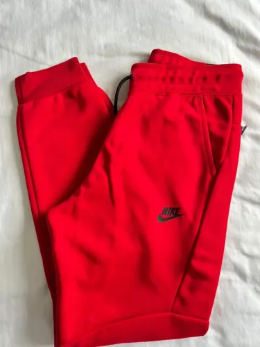 Calça Nike Tech Fleece Vermelha (nova)