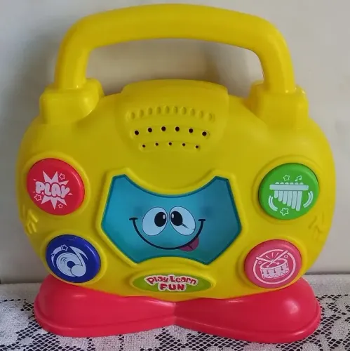 Brinquedo Radio musical infantil keenway