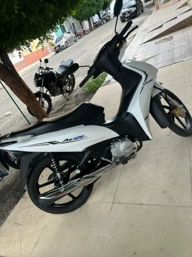 Aveloz AZ 125 cc 2025