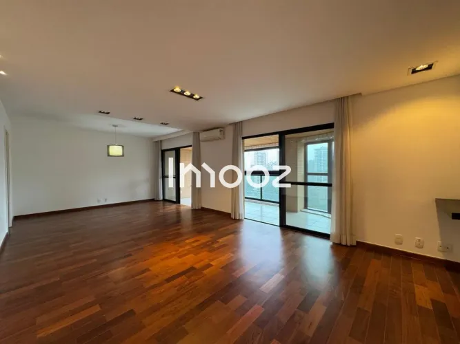 Apartamento para locação no Condomínio Villaggio Panamby - Itapaiuna, 1800 - São Paulo - S