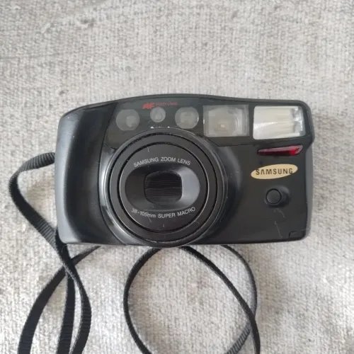 Câmera Samsung AF Zoom 1050 funcionando 