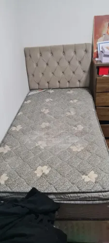 Cama solteiro com cabeceira e coxão