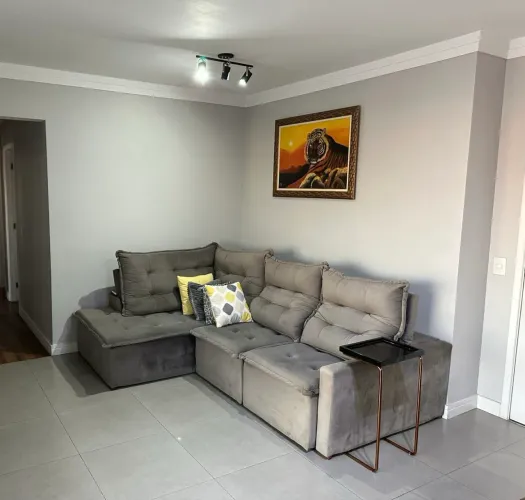 Sofá retrátil em perfeito estado