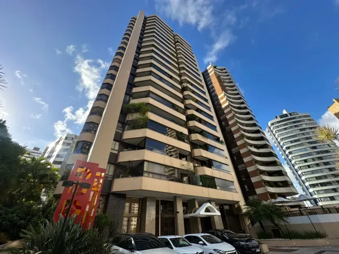 Horto Florestal | 3 suítes | 163m² | 3 vagas | Nascente | Varanda | Alto padrão