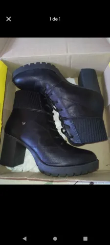Bota feminina 