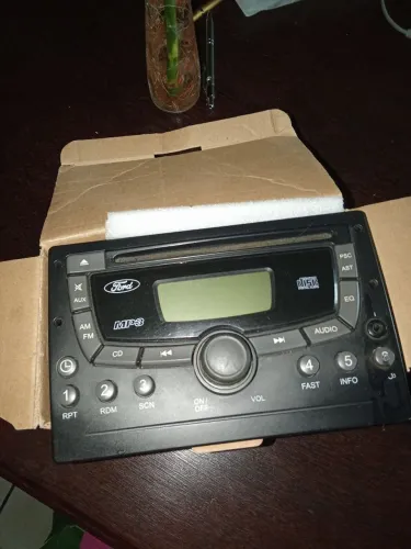 Rádio Ford