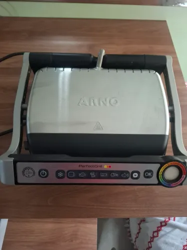 Grilo Arno