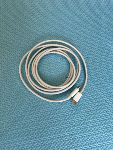 Cabo USB C de 2 metros para iPhone.