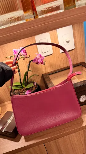Bolsa baguete em couro legítimo 