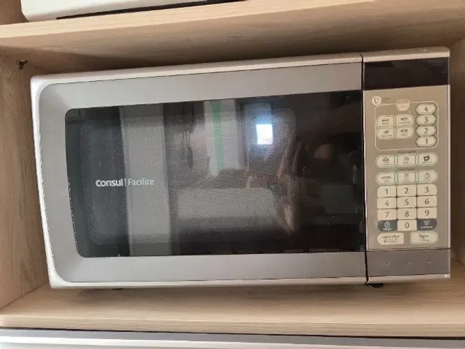 Micro-ondas Consul Facilite 20L