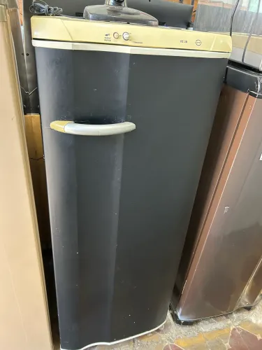 Geladeira Electrolux 280l em excelente estado de conservação