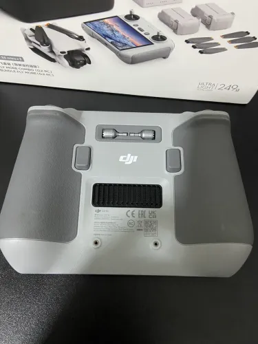 Drone Dji Mini 3 Fly More Combo (com Tela) Br Anatel