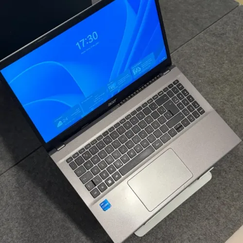 Notebook Acer, i5 de 12ª, 8gb de RAM, 256gb de SSD e tela de 15 polegadas