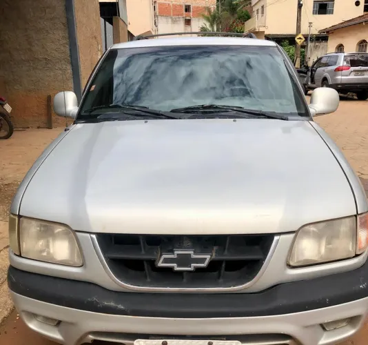 Chevrolet S10 Blazer DLX 2.8 4X4 TB Interc. Diesel 2000