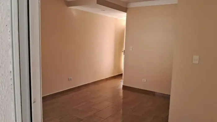 Sobrado para Locação no Condomínio Residence Club Jacareí