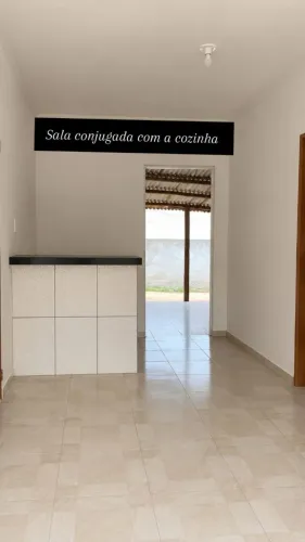 Vendo casa no Bairro César Borges em ipiau Bahia