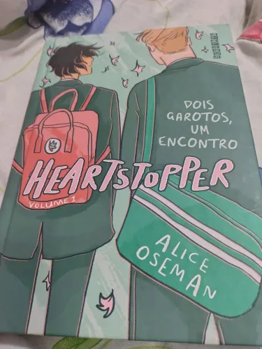 Kit livros heartstopper