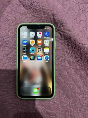 DESAPEGO - iPhone 11 Branco 64GB por R$ 800 Bateria nova 100% - dura o dia todo