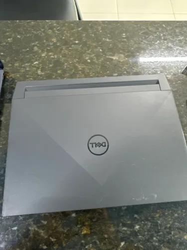 Notebook gamer Dell G15 com placa de vídeo dedicada 