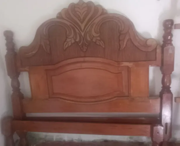 Vende-se grade de cama usada só uma vez 