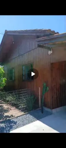 Vendo casa na praia do Ervino 