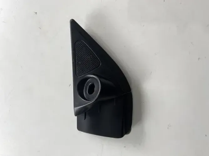 Moldura Interna Acabamento Retrovisor L.d Fiat Strada 2015