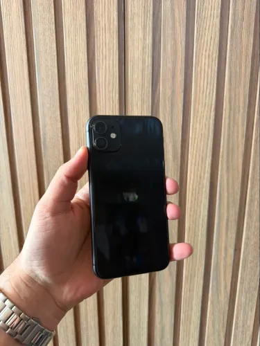 iPhone 11 128GB - SEMINOVO PRETO