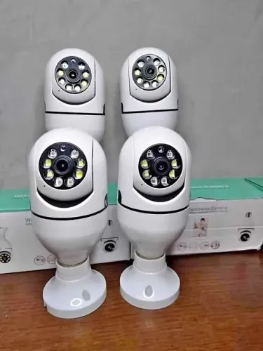 ? Câmera Lâmpada Wi-Fi 360° - Produto Novo